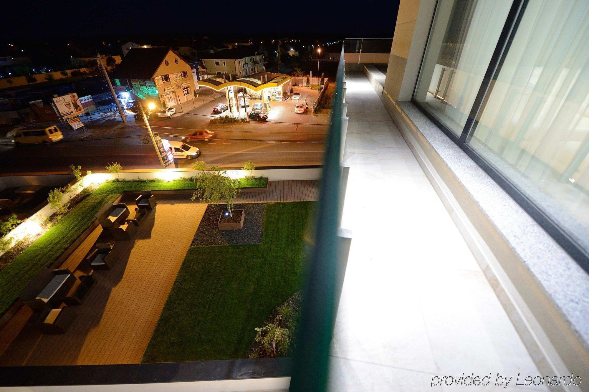 Hotel Galaxy Dumbravita  Exteriér fotografie
